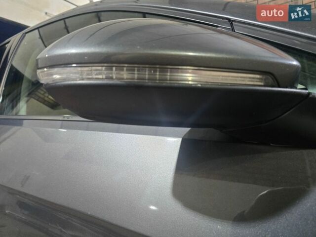 Сірий Фольксваген e-Golf, об'ємом двигуна 0 л та пробігом 148 тис. км за 12800 $, фото 6 на Automoto.ua