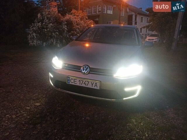 Серый Фольксваген e-Golf, объемом двигателя 0 л и пробегом 118 тыс. км за 13999 $, фото 31 на Automoto.ua