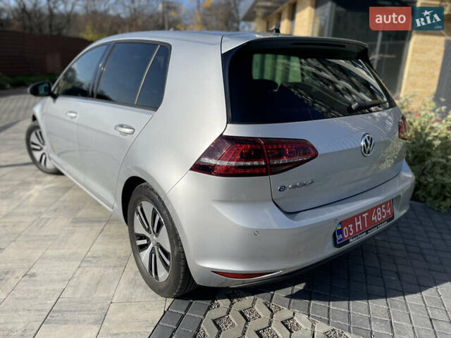 Серый Фольксваген e-Golf, объемом двигателя 0 л и пробегом 76 тыс. км за 9300 $, фото 5 на Automoto.ua