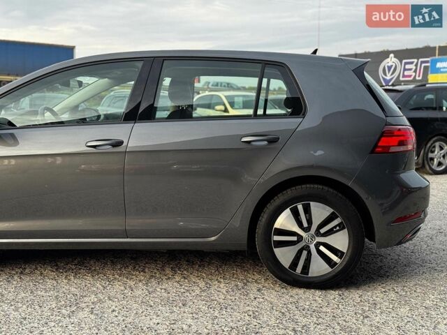 Сірий Фольксваген e-Golf, об'ємом двигуна 0 л та пробігом 129 тис. км за 13940 $, фото 15 на Automoto.ua