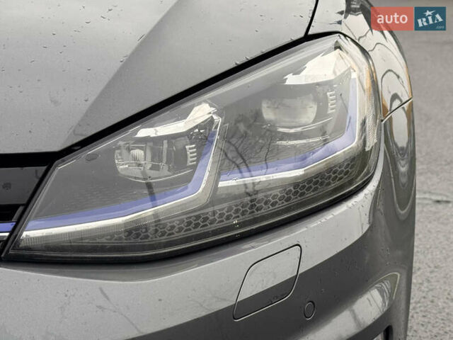 Сірий Фольксваген e-Golf, об'ємом двигуна 0 л та пробігом 195 тис. км за 10900 $, фото 15 на Automoto.ua