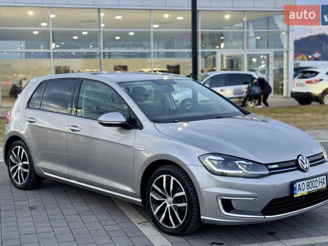 Серый Фольксваген e-Golf, объемом двигателя 0 л и пробегом 151 тыс. км за 12400 $, фото 1 на Automoto.ua