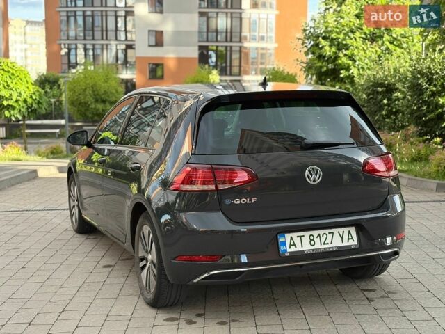 Серый Фольксваген e-Golf, объемом двигателя 0 л и пробегом 117 тыс. км за 12300 $, фото 6 на Automoto.ua