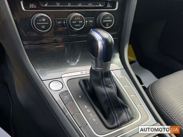 Сірий Фольксваген e-Golf, об'ємом двигуна 35 л та пробігом 57 тис. км за 13500 $, фото 18 на Automoto.ua