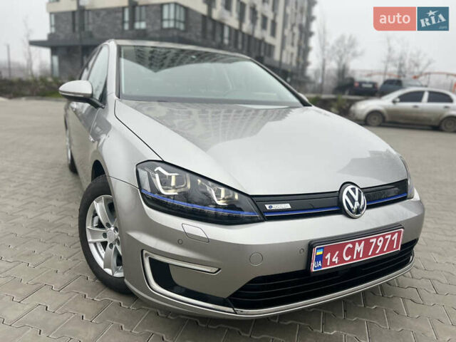 Серый Фольксваген e-Golf, объемом двигателя 0 л и пробегом 115 тыс. км за 9600 $, фото 1 на Automoto.ua