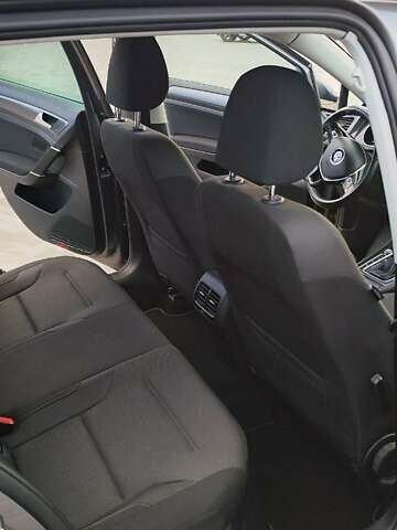 Сірий Фольксваген e-Golf, об'ємом двигуна 0 л та пробігом 91 тис. км за 15100 $, фото 24 на Automoto.ua