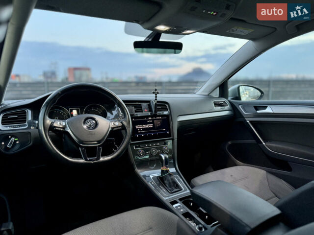 Сірий Фольксваген e-Golf, об'ємом двигуна 0 л та пробігом 151 тис. км за 12400 $, фото 7 на Automoto.ua