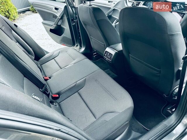 Сірий Фольксваген e-Golf, об'ємом двигуна 0 л та пробігом 155 тис. км за 13400 $, фото 9 на Automoto.ua