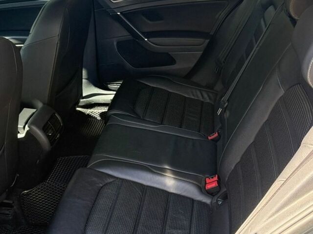 Сірий Фольксваген e-Golf, об'ємом двигуна 0 л та пробігом 119 тис. км за 13990 $, фото 11 на Automoto.ua