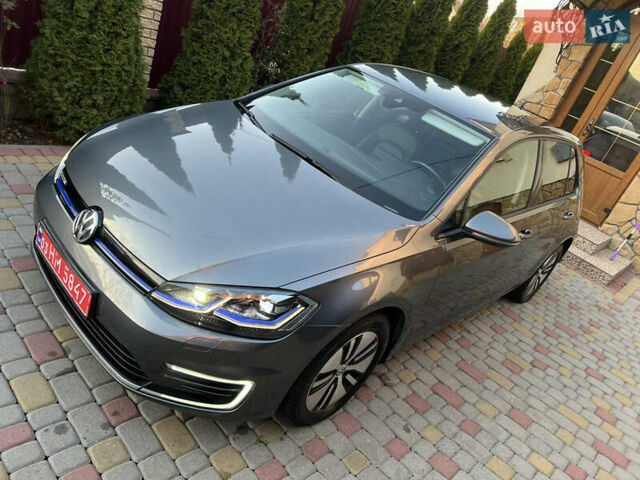 Серый Фольксваген e-Golf, объемом двигателя 0 л и пробегом 149 тыс. км за 12999 $, фото 78 на Automoto.ua