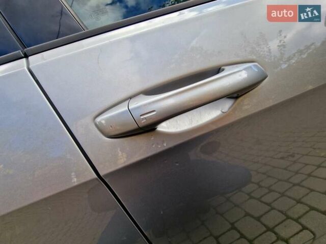 Серый Фольксваген e-Golf, объемом двигателя 0 л и пробегом 133 тыс. км за 12200 $, фото 36 на Automoto.ua