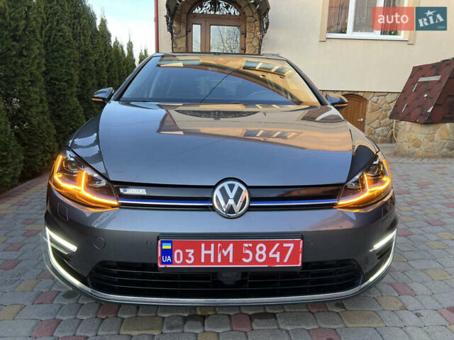 Серый Фольксваген e-Golf, объемом двигателя 0 л и пробегом 149 тыс. км за 12999 $, фото 64 на Automoto.ua