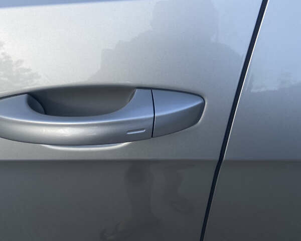 Серый Фольксваген e-Golf, объемом двигателя 0 л и пробегом 135 тыс. км за 14500 $, фото 7 на Automoto.ua
