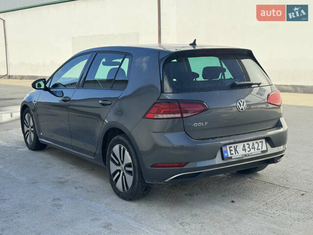 Серый Фольксваген e-Golf, объемом двигателя 0 л и пробегом 120 тыс. км за 12000 $, фото 2 на Automoto.ua