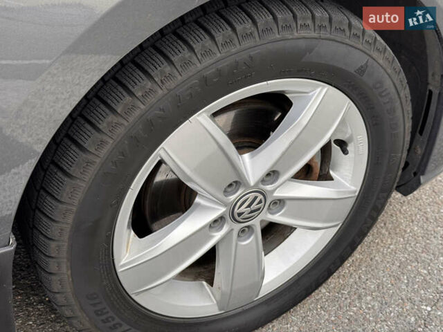 Сірий Фольксваген e-Golf, об'ємом двигуна 0 л та пробігом 190 тис. км за 11500 $, фото 33 на Automoto.ua