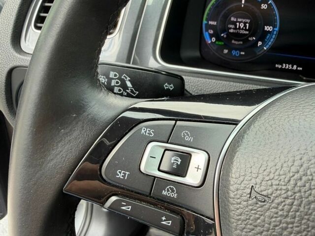 Сірий Фольксваген e-Golf, об'ємом двигуна 0 л та пробігом 156 тис. км за 11950 $, фото 13 на Automoto.ua