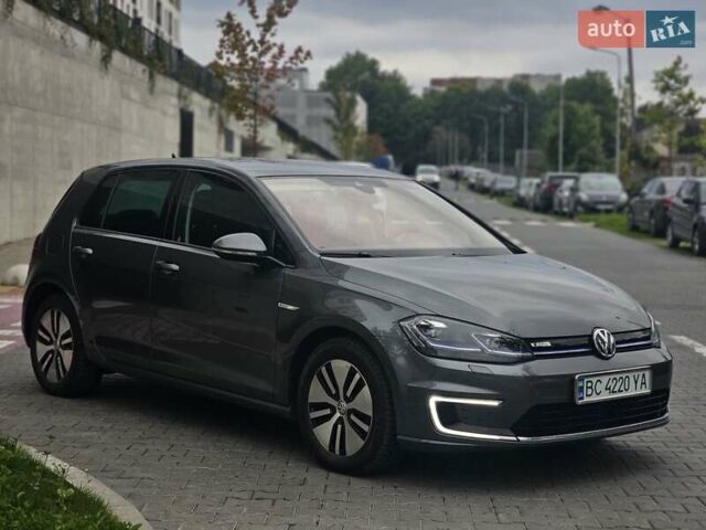 Серый Фольксваген e-Golf, объемом двигателя 0 л и пробегом 191 тыс. км за 14300 $, фото 7 на Automoto.ua