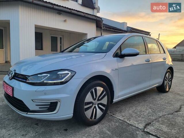 Серый Фольксваген e-Golf, объемом двигателя 0 л и пробегом 51 тыс. км за 13600 $, фото 6 на Automoto.ua