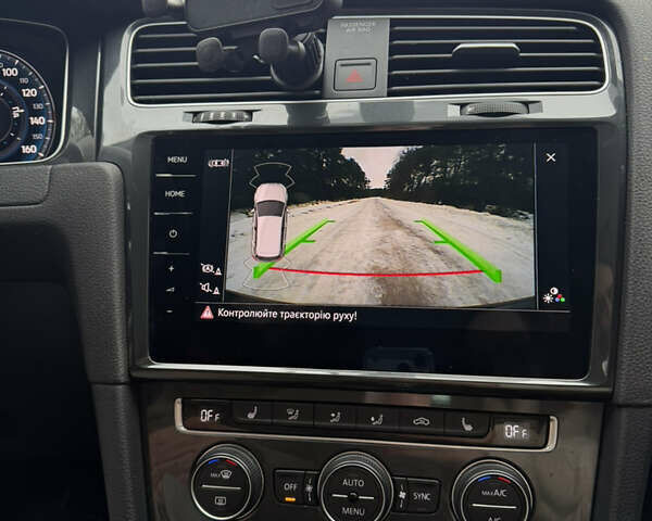 Серый Фольксваген e-Golf, объемом двигателя 0 л и пробегом 159 тыс. км за 12300 $, фото 34 на Automoto.ua