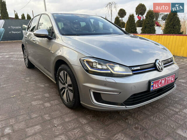Серый Фольксваген e-Golf, объемом двигателя 0 л и пробегом 148 тыс. км за 12250 $, фото 1 на Automoto.ua