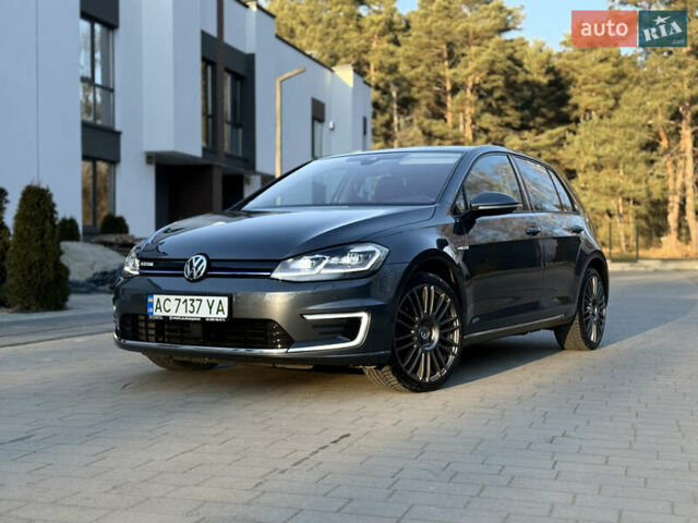 Сірий Фольксваген e-Golf, об'ємом двигуна 0 л та пробігом 112 тис. км за 15900 $, фото 145 на Automoto.ua