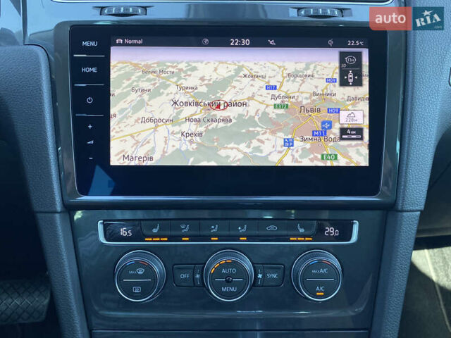 Серый Фольксваген e-Golf, объемом двигателя 0 л и пробегом 130 тыс. км за 13800 $, фото 20 на Automoto.ua