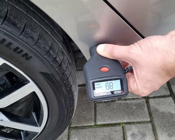 Серый Фольксваген e-Golf, объемом двигателя 0 л и пробегом 95 тыс. км за 12450 $, фото 99 на Automoto.ua