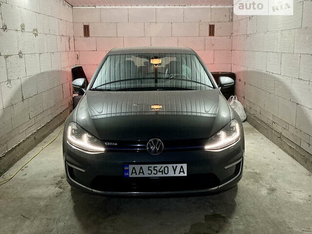 Сірий Фольксваген e-Golf, об'ємом двигуна 0 л та пробігом 125 тис. км за 19500 $, фото 3 на Automoto.ua