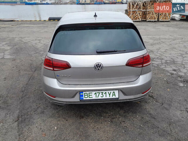 Сірий Фольксваген e-Golf, об'ємом двигуна 0 л та пробігом 109 тис. км за 13000 $, фото 2 на Automoto.ua