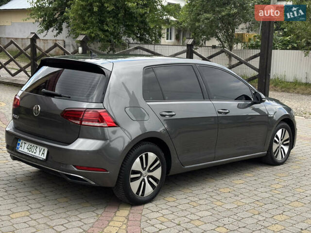 Серый Фольксваген e-Golf, объемом двигателя 0 л и пробегом 75 тыс. км за 12650 $, фото 6 на Automoto.ua