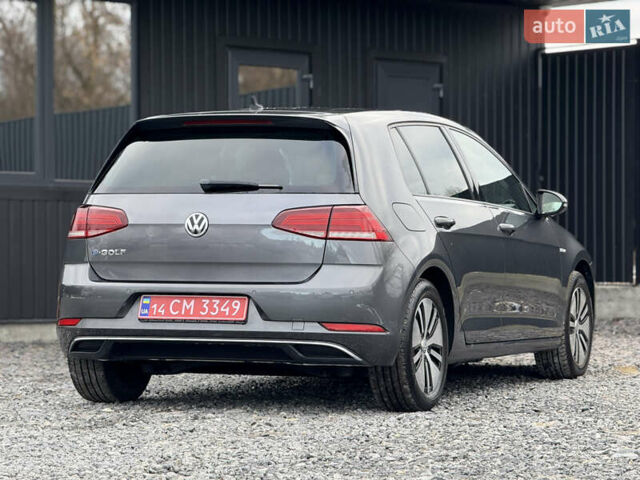 Серый Фольксваген e-Golf, объемом двигателя 0 л и пробегом 100 тыс. км за 13900 $, фото 15 на Automoto.ua