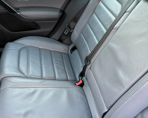 Серый Фольксваген e-Golf, объемом двигателя 0 л и пробегом 148 тыс. км за 12250 $, фото 20 на Automoto.ua