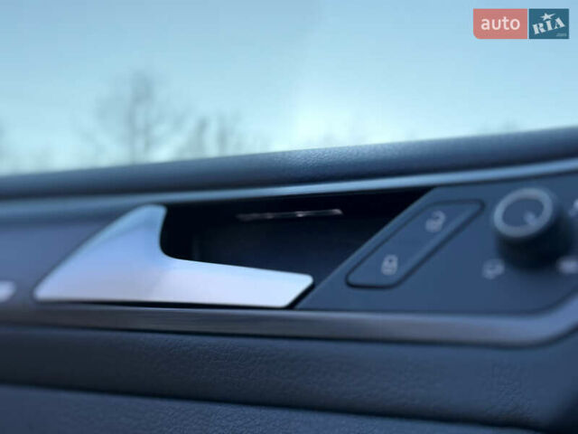 Сірий Фольксваген e-Golf, об'ємом двигуна 0 л та пробігом 112 тис. км за 15900 $, фото 49 на Automoto.ua