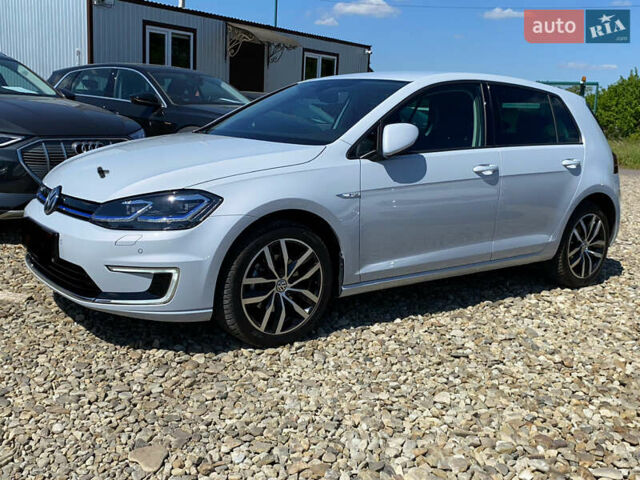 Серый Фольксваген e-Golf, объемом двигателя 0 л и пробегом 130 тыс. км за 13800 $, фото 85 на Automoto.ua