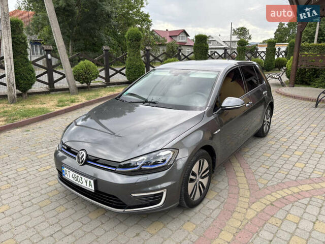 Серый Фольксваген e-Golf, объемом двигателя 0 л и пробегом 75 тыс. км за 12650 $, фото 41 на Automoto.ua