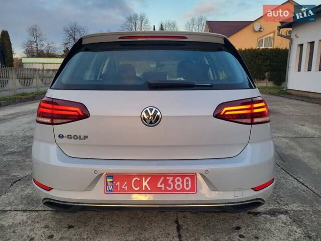 Серый Фольксваген e-Golf, объемом двигателя 0 л и пробегом 51 тыс. км за 13600 $, фото 3 на Automoto.ua