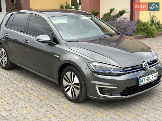 Серый Фольксваген e-Golf, объемом двигателя 0 л и пробегом 75 тыс. км за 12650 $, фото 7 на Automoto.ua
