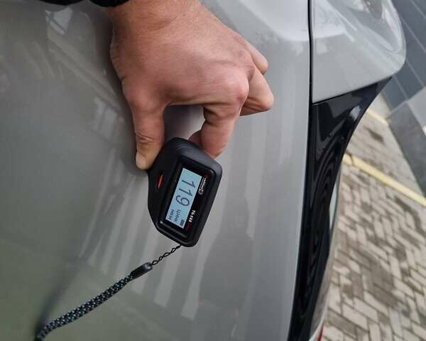 Серый Фольксваген e-Golf, объемом двигателя 0 л и пробегом 95 тыс. км за 12450 $, фото 82 на Automoto.ua