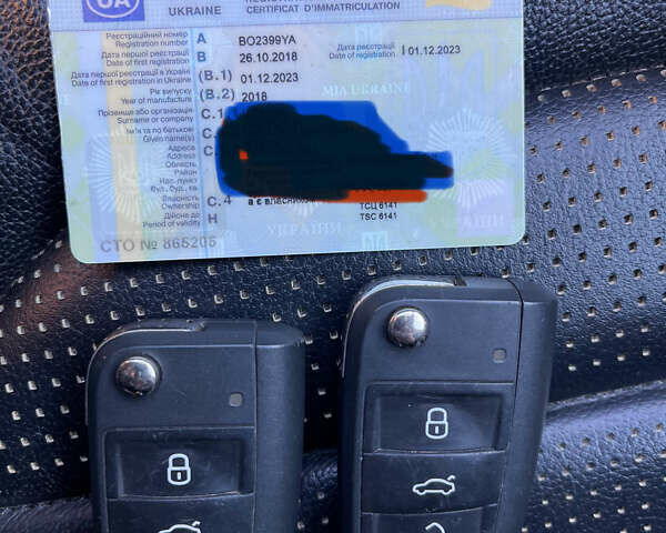 Серый Фольксваген e-Golf, объемом двигателя 0 л и пробегом 125 тыс. км за 14499 $, фото 19 на Automoto.ua
