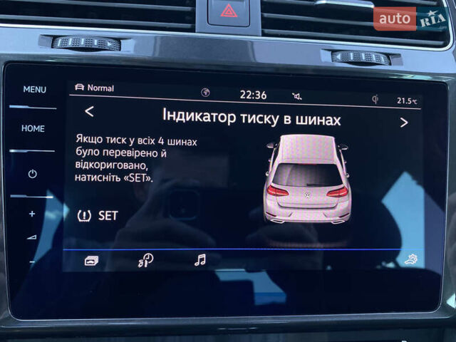 Серый Фольксваген e-Golf, объемом двигателя 0 л и пробегом 130 тыс. км за 13800 $, фото 35 на Automoto.ua