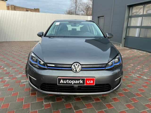 Серый Фольксваген e-Golf, объемом двигателя 0 л и пробегом 56 тыс. км за 18490 $, фото 7 на Automoto.ua