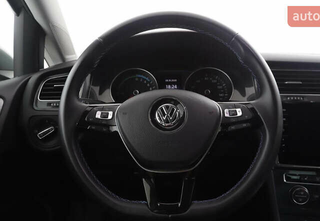 Серый Фольксваген e-Golf, объемом двигателя 0 л и пробегом 100 тыс. км за 10999 $, фото 29 на Automoto.ua
