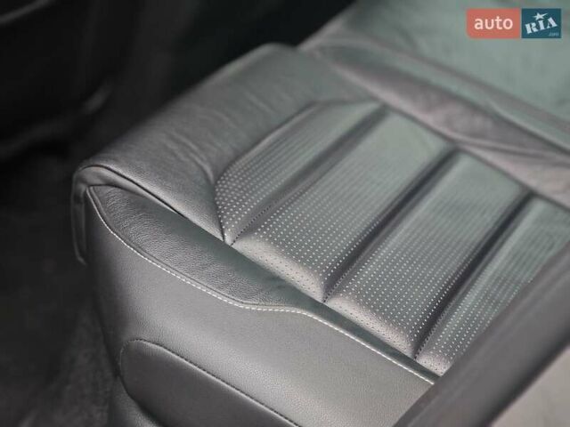 Серый Фольксваген e-Golf, объемом двигателя 0 л и пробегом 191 тыс. км за 14300 $, фото 17 на Automoto.ua