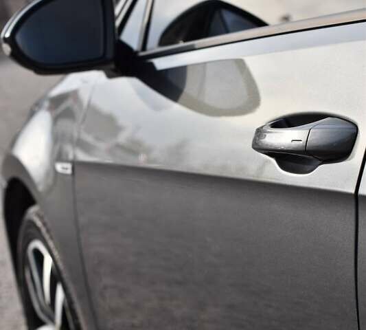 Серый Фольксваген e-Golf, объемом двигателя 0 л и пробегом 141 тыс. км за 13200 $, фото 7 на Automoto.ua