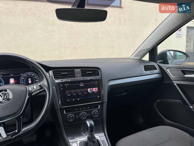 Сірий Фольксваген e-Golf, об'ємом двигуна 0 л та пробігом 115 тис. км за 12999 $, фото 42 на Automoto.ua
