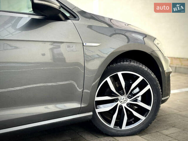 Сірий Фольксваген e-Golf, об'ємом двигуна 0 л та пробігом 115 тис. км за 12999 $, фото 35 на Automoto.ua