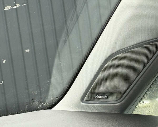 Серый Фольксваген e-Golf, объемом двигателя 0 л и пробегом 100 тыс. км за 13900 $, фото 32 на Automoto.ua