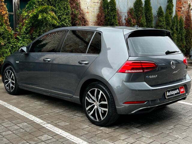 Серый Фольксваген e-Golf, объемом двигателя 0 л и пробегом 66 тыс. км за 16290 $, фото 39 на Automoto.ua