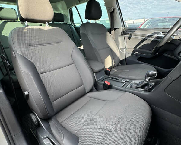 Сірий Фольксваген e-Golf, об'ємом двигуна 0 л та пробігом 229 тис. км за 11800 $, фото 26 на Automoto.ua