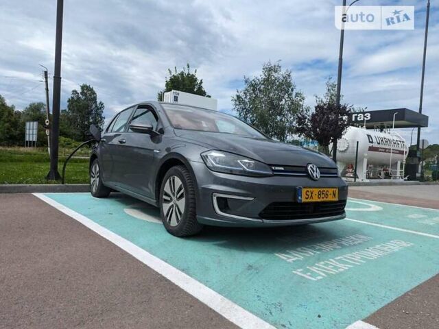 Серый Фольксваген e-Golf, объемом двигателя 0 л и пробегом 148 тыс. км за 17700 $, фото 19 на Automoto.ua